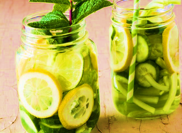 Cucumber/Lemon/Celery detox water